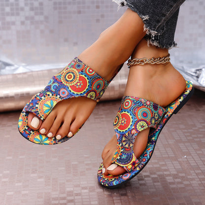 Womens Floral Flip-flops With A Flat Sole