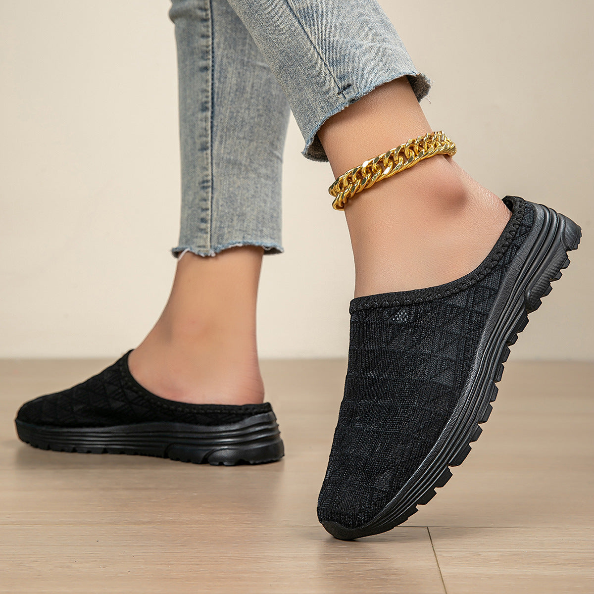 Womens Breathable Non-Slip Mesh Sports Sandals For The Beach